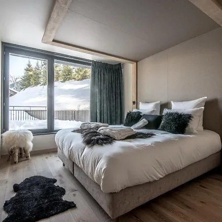 De Luxe Skis Aux Pieds Avec - - Fr-1-575-192 * Куршевель